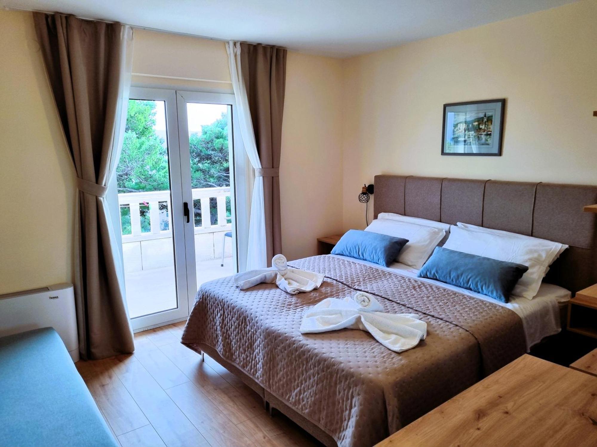 Villa Daniela Bol Zewnętrze zdjęcie